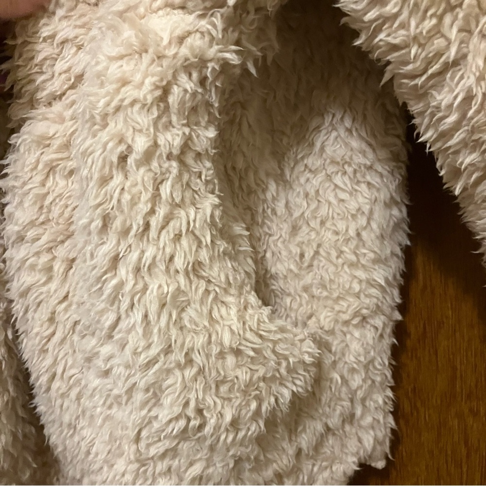 Nordic Beach Fluffy Jacket Hoodie Pockets! - Picture 2 of 6